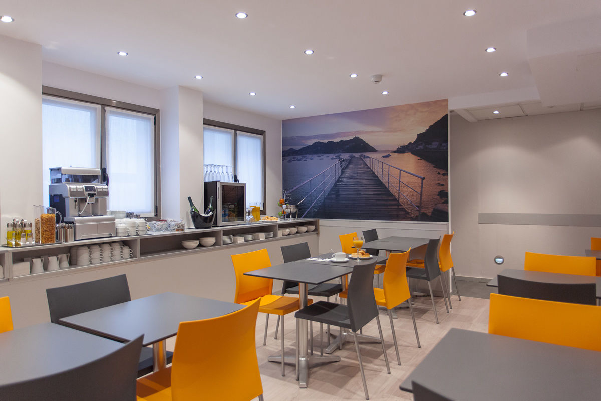 Hotel & Suites Arrizul Gros San Sebastian Restoran foto