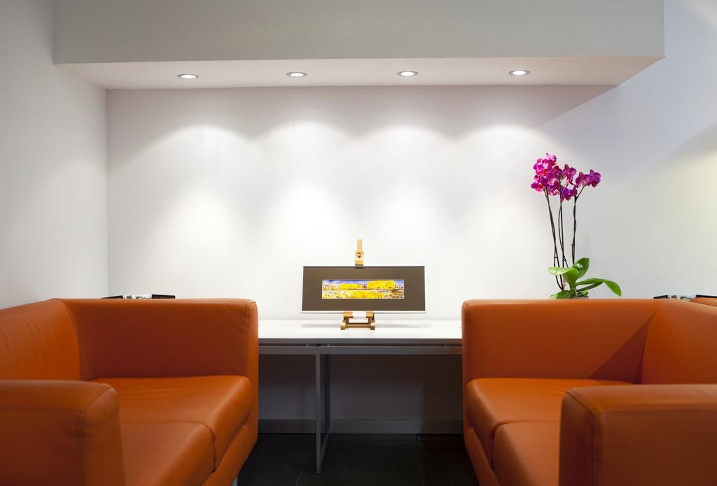 Hotel & Suites Arrizul Gros San Sebastian Bagian luar foto