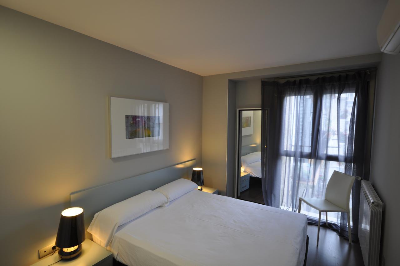 Hotel & Suites Arrizul Gros San Sebastian Bagian luar foto