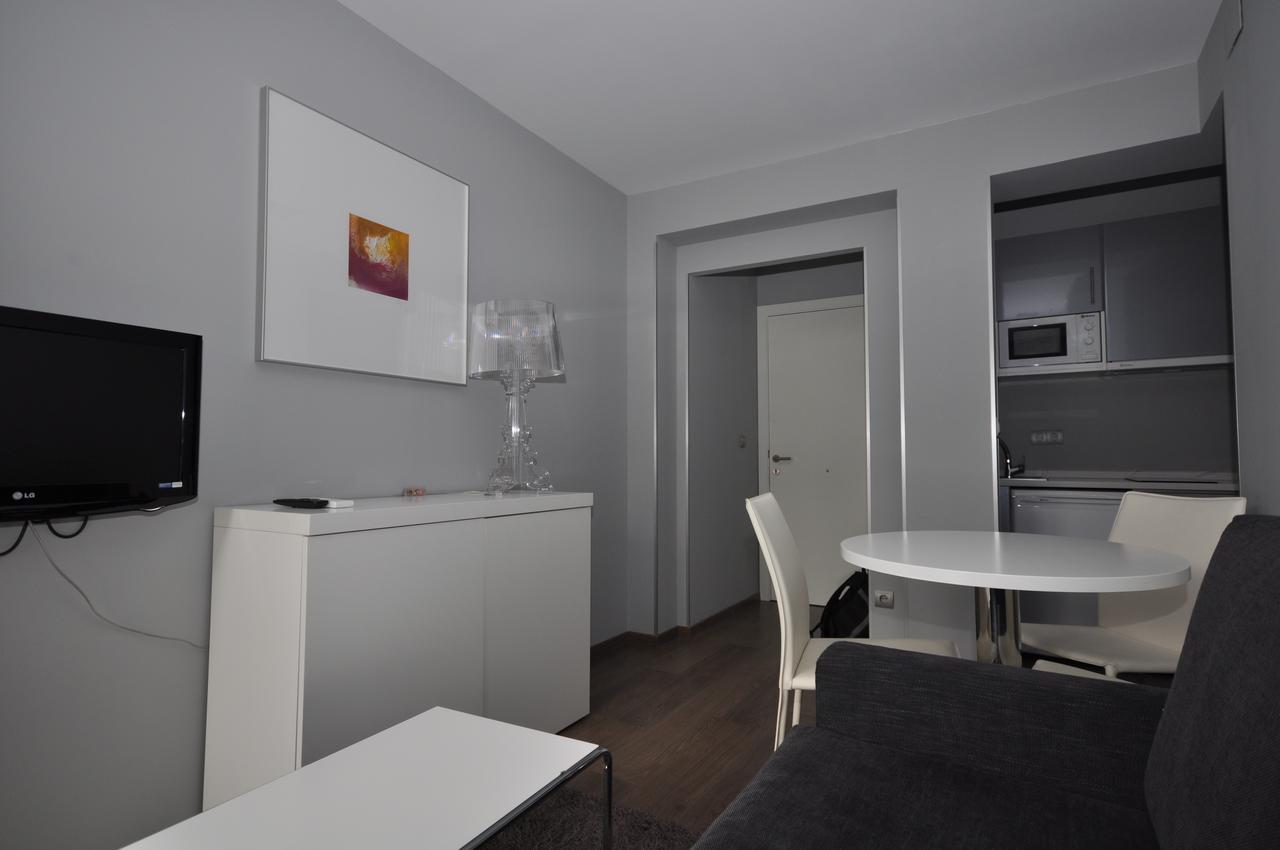 Hotel & Suites Arrizul Gros San Sebastian Bagian luar foto