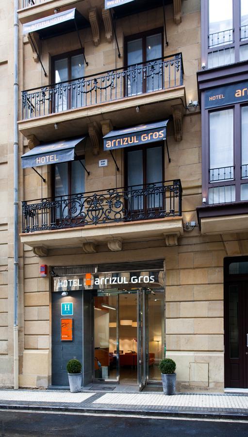 Hotel & Suites Arrizul Gros San Sebastian Bagian luar foto