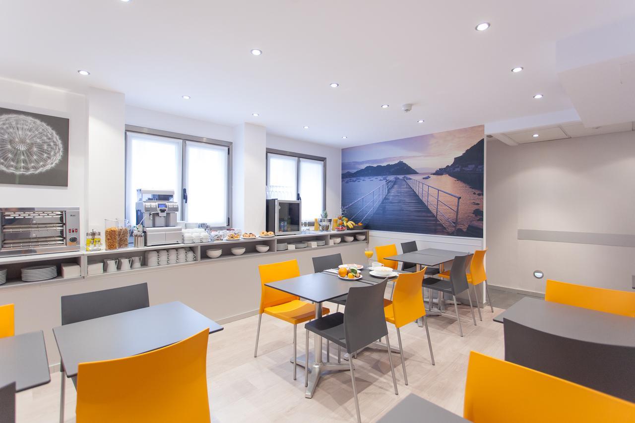 Hotel & Suites Arrizul Gros San Sebastian Bagian luar foto