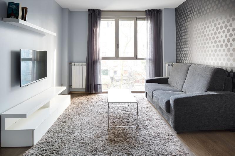 Hotel & Suites Arrizul Gros San Sebastian Bagian luar foto